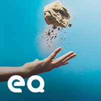 Nasib orang yang Menerima Catatan Amal dari Sebelah Kiri/belakang